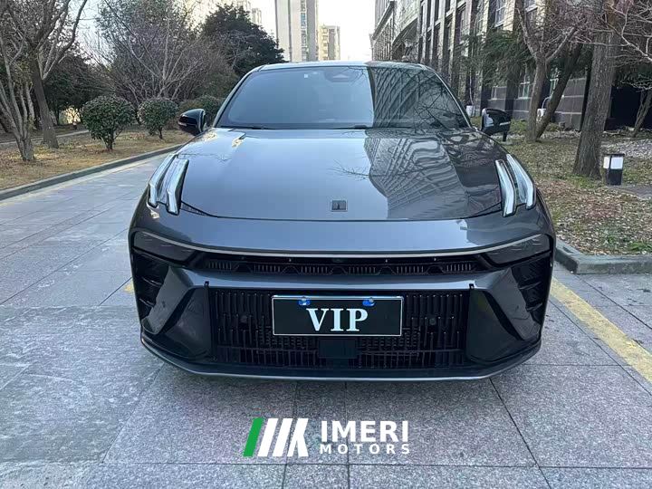 Lynk & Co 03 2.0T Diesel DCT Pro - car from China