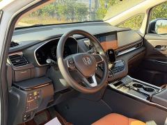 Honda Odyssey 2.0L e:HEV Sharp Comfort Edition - ფოტო 2