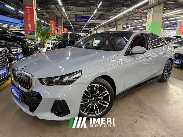 BMW 5 Series (Imported) 525i M Sport Package