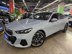 BMW 5 Series (Imported) 525i M Sport Package - photo 1