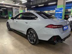 BMW 5 Series (Imported) 525i M Sport Package - photo 6