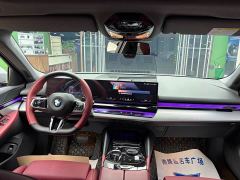 BMW 5 Series (Imported) 525i M Sport Package - photo 9