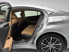 Lexus ES 300h Premium Edition - ფოტო 5