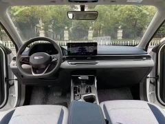 Geely Emgrand 4th Generation Champion Edition 1.5L CVT Luxury - photo 4