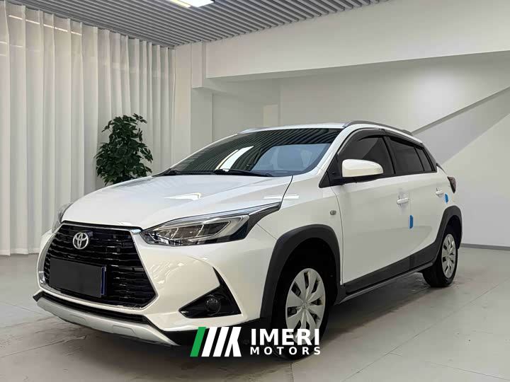 Toyota Yaris L Zhixuan X 1.5L CVT Leading Plus Edition - автомобиль из Китая