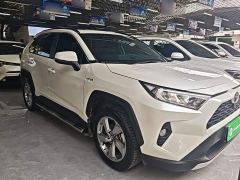 Toyota RAV4 Hybrid 2.5L E-CVT FWD Elite - фото 3