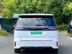 Voyah Lantu Dreamchaser PHEV AWD Luxury Kunpeng Edition - ფოტო 11