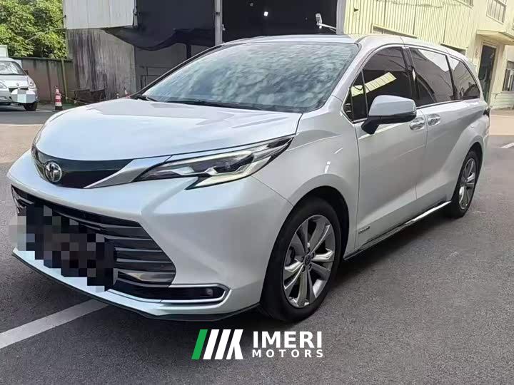 Toyota Sienna 2.5L Hybrid Premium Edition