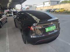 Tesla Model Y Rear-Wheel Drive - ფოტო 4