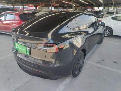 Tesla Model Y Rear-Wheel Drive - ფოტო 6