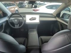Tesla Model Y Rear-Wheel Drive - ფოტო 9