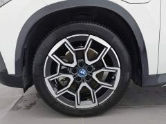 BMW iX1 xDrive30L X Design Package - ფოტო 17