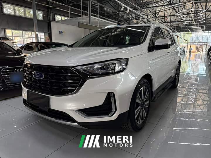 Ford Edge PLUS EcoBoost 245 FWD Platinum Sharp 5-Seater