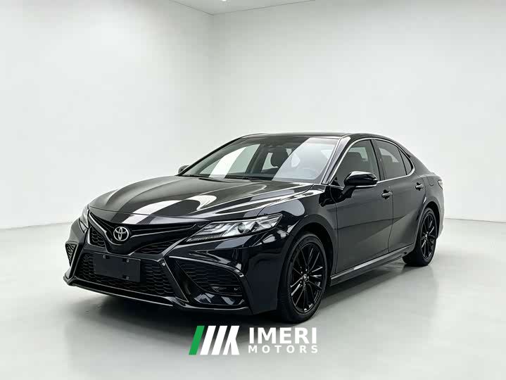 Toyota Camry 2.0S Knight Edition - автомобиль из Китая
