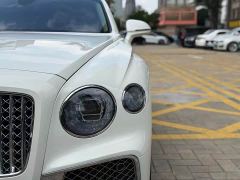 Bentley Flying Spur 4.0T V8 Standard Edition - photo 15
