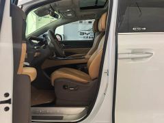 Denza D9 DM-i 970 AWD Flagship - ფოტო 7