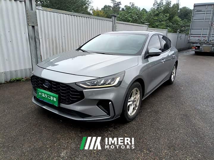 Ford Focus EcoBoost 180 Edition - автомобиль из Китая