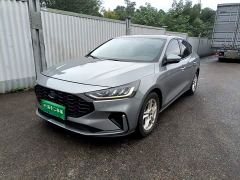 Ford Focus EcoBoost 180 Edition - фото 1