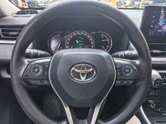 Toyota RAV4 2.0L CVT FWD Fashion Edition - фото 10