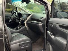 Toyota Vellfire Crown Hybrid 2.5L HV Premium Edition - photo 15