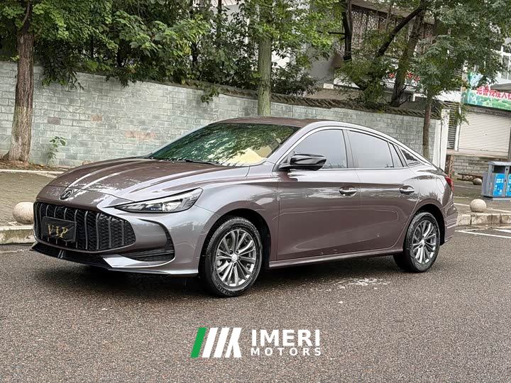 SAIC MG5 180DVVT Global Luxury Edition - ავტომობილი ჩინეთიდან