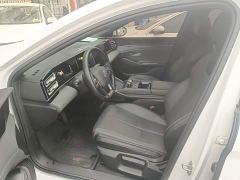 BYD Qin L DM-i Smart Drive Edition 80KM Leading - фото 14
