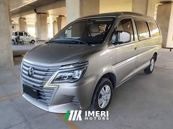 Dongfeng Delica M5L 1.6L Base 7-Seater - автомобиль из Китая