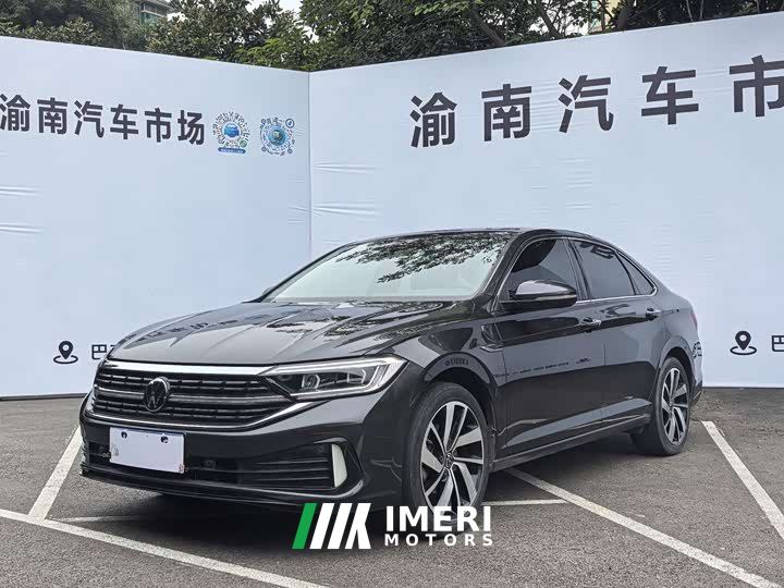 Volkswagen Sagitar 300TSI DSG Excellence Edition - car from China
