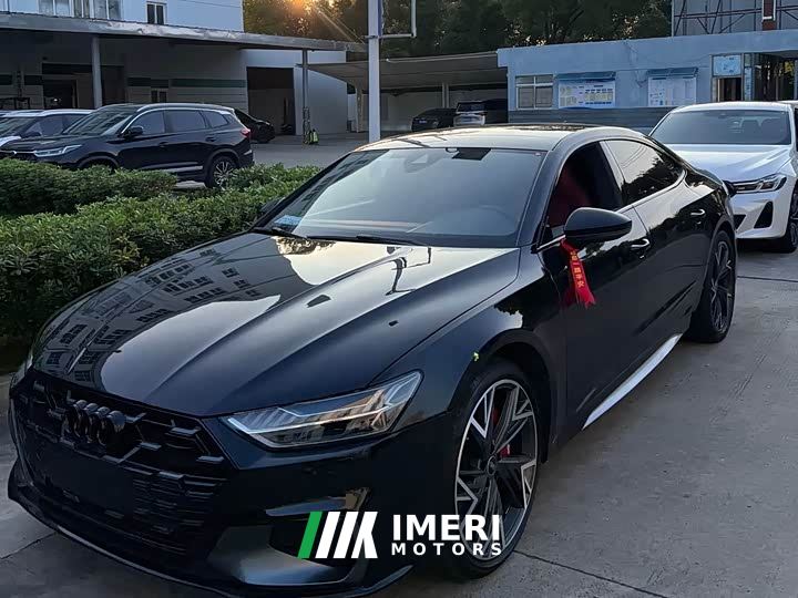 Audi A7L 45 TFSI quattro Black Knight Edition - автомобиль из Китая