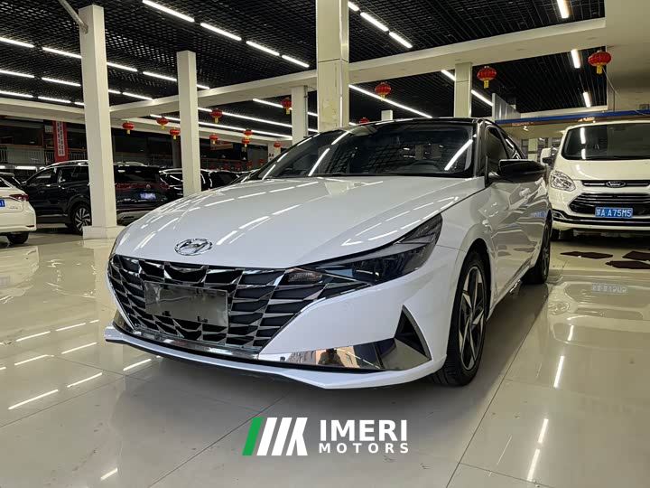 Hyundai Elantra 1.5L CVT Luxury