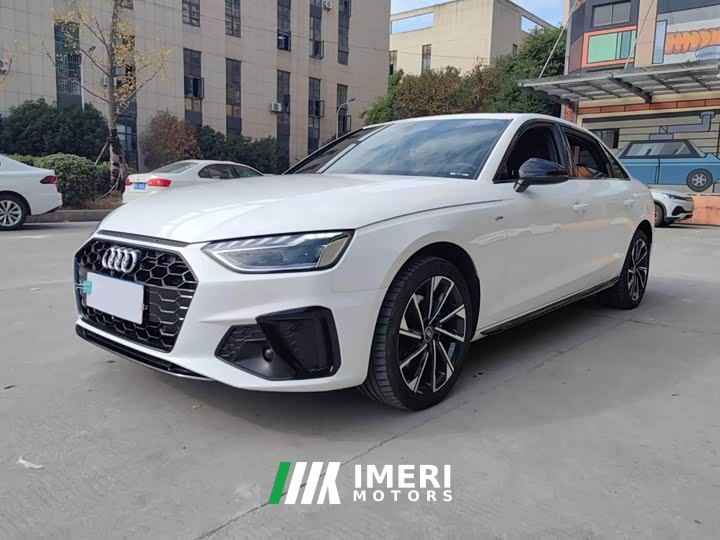 Audi A4L 40 TFSI Luxury Dynamic - car from China