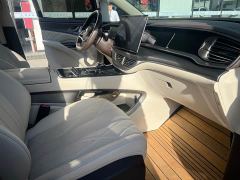 Denza D9 DM-i Smart Driving Edition 1100 Luxury Edition - ფოტო 15