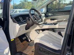 Denza D9 DM-i Smart Driving Edition 1100 Luxury Edition - ფოტო 9