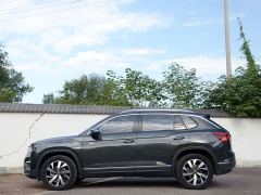 Volkswagen Taos 330TSI FWD Luxury Smart Connect Edition - ფოტო 9