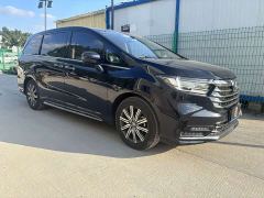 Honda Odyssey 2.0L e:HEV Sharp Comfort Edition - фото 9