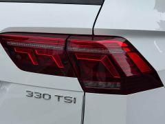 Volkswagen Tiguan L 330TSI Automatic Two-Wheel Drive R-Line Flagship - photo 13