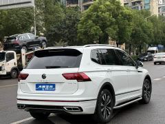 Volkswagen Tiguan L 330TSI Automatic Two-Wheel Drive R-Line Flagship - photo 17