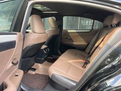 Lexus ES 300h Premium Edition - ფოტო 6