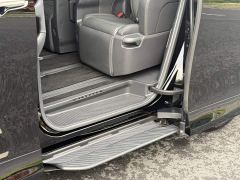 Toyota Alphard 2.4L Automatic - ფოტო 11