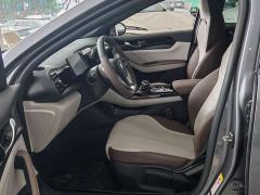 BYD Qin PLUS Glory Edition DM-i 55KM Leading - фото 12