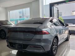 BYD Qin PLUS Glory Edition DM-i 55KM Leading - фото 4