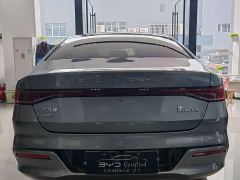 BYD Qin PLUS Glory Edition DM-i 55KM Leading - фото 6