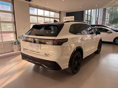 Volkswagen Tiguan L PRO 380TSI AWD R-Line Premium Edition - фото 13