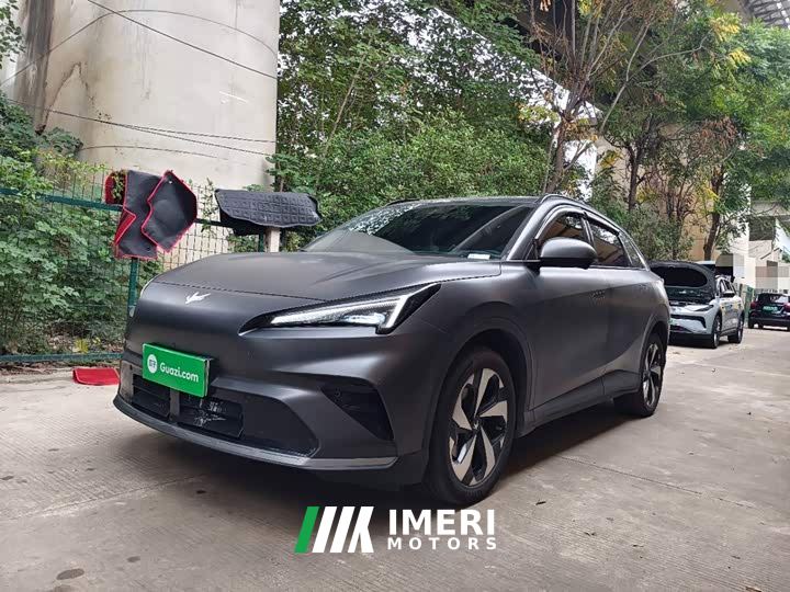 Arcfox T5 EV 560 Edition 320N m - ავტომობილი ჩინეთიდან