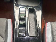 Volkswagen Lingdu L 280TSI DSG Dazzling Red Edition - photo 13