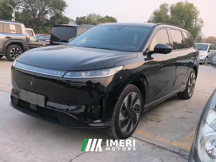 Dongfeng eπ008 210Max Extended Range 6-Seater