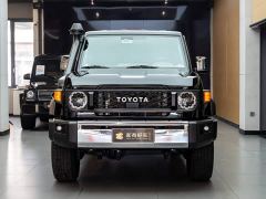 Toyota Land Cruiser (Imported) LC76 4.0L Automatic - фото 2