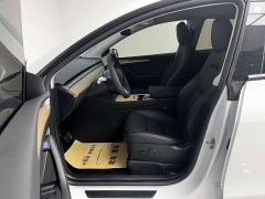 Tesla Model Y Long Range All-Wheel Drive - photo 15