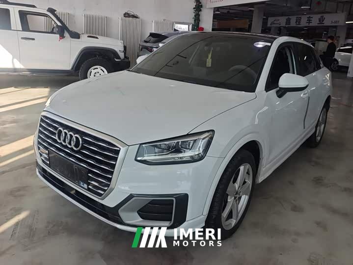 Audi Q2L 35 TFSI Fashion Elegant Edition
