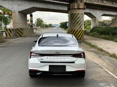 Hyundai Elantra 1.5L CVT Luxury - ფოტო 4